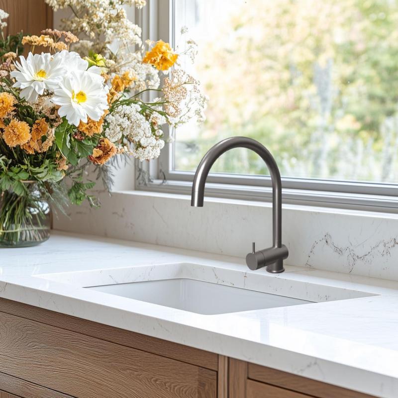 Waterevolution Flow keukenmengkraan PVD Gun metal met uittrekbare uitloop T155GME