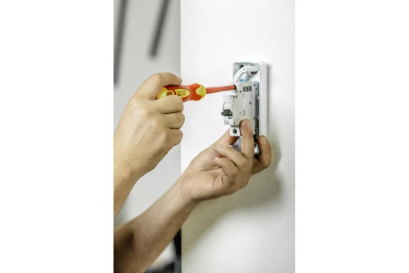 Hoegert Schroevendraaier voor terminals PZ1/SL5 100 mm 1000 V CrMo staal. 1208960036