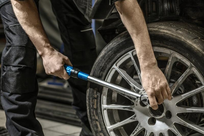 Hoegert Momentsleutel 1/2" 40-220Nm 1208960088