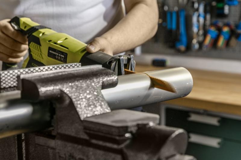 Hoegert 230 mm universeel reciprozaagblad (hout, houtachtige materialen, metaal en plastic) met 6 TPI voor sloopwerkzaamheden. 1208961906