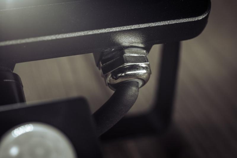 LED floodlight iNEXT with motion sensor 20W 1600lm, PF>0,9, RA>80, IP65, 120°, 6400K, black body 1208962859