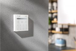 Mono 4-zone touch panel with batteries 1208962903