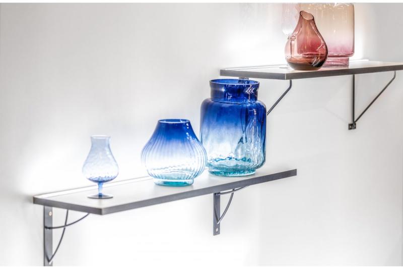 Shelf support NEO, 18x18 cm, black mat 1208965240