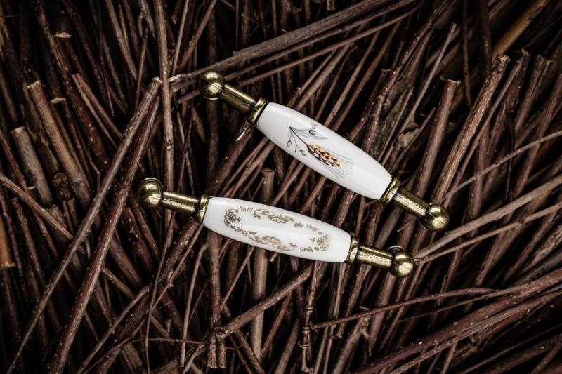 Porcelain handle 728B C=96mm antique brass K-wheet 1208965695