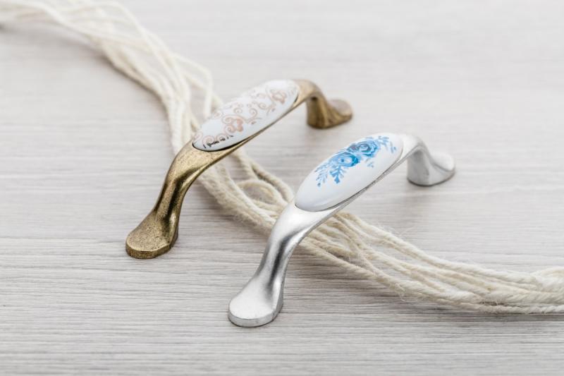 Porcelain handle 728-P C=96mm antique brass C-Orient Gold 1208965702