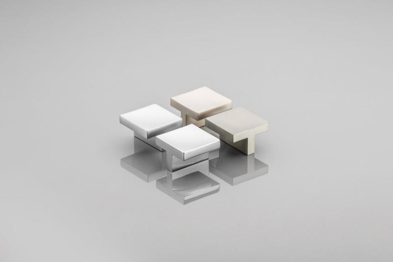 Zamak handle 40x40mm C=32mm chrome 1208965772