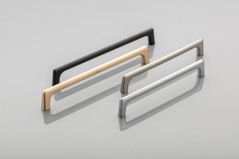 OCTAVIO zamak handle, C=128 mm, chrome 1208966159