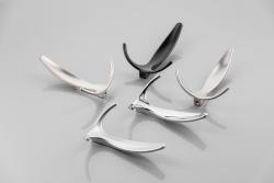 Hanger E-018 1208966518