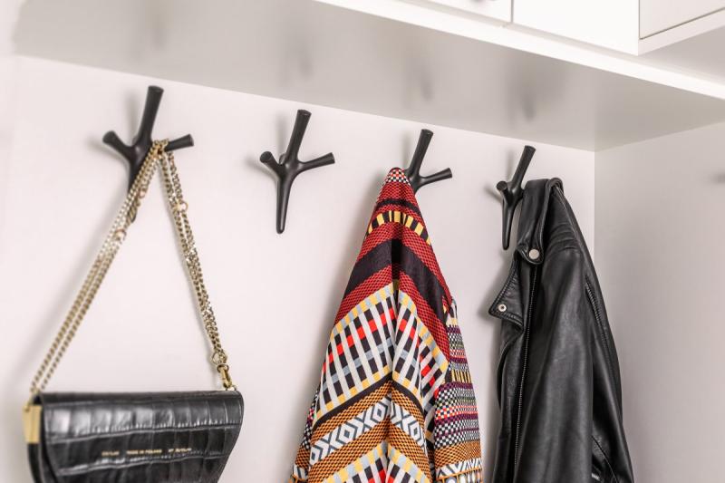 Zamak hanger WALENCIA black matt 1208966571